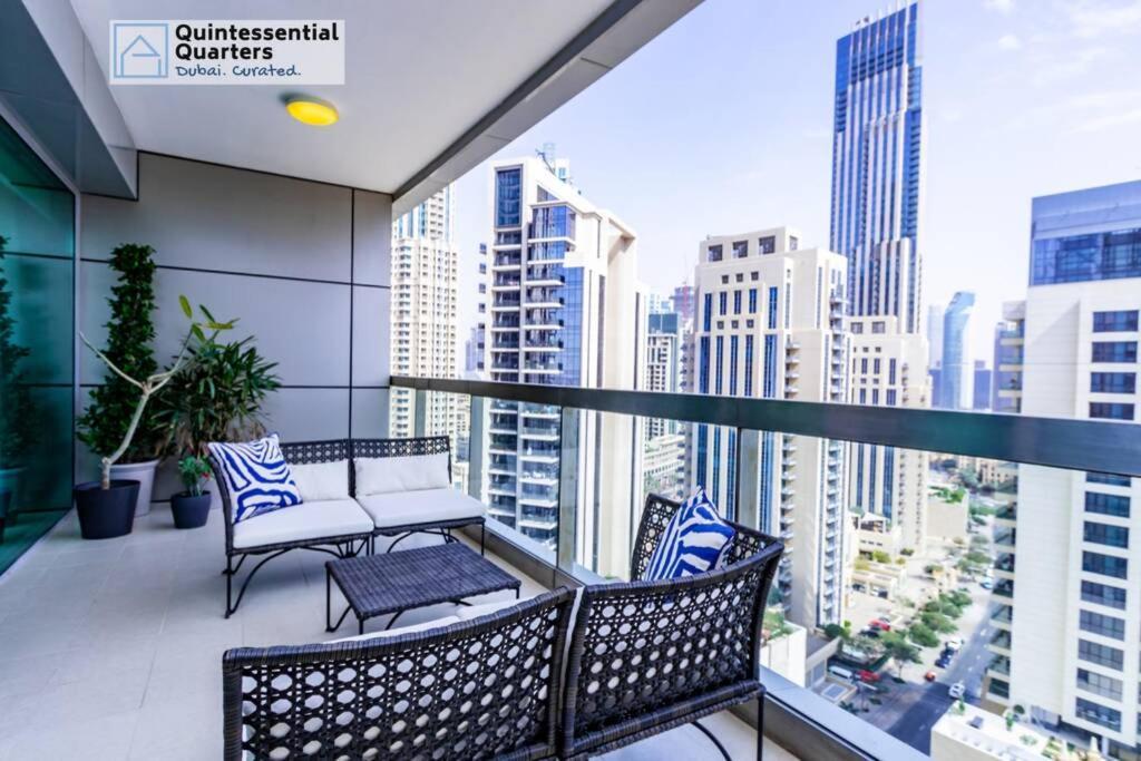Downtown Cozy Home + Partitioned Living Room Dubai Exterior foto